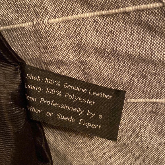 EUC Black Leather Jacket size large - Picture 11 of 13